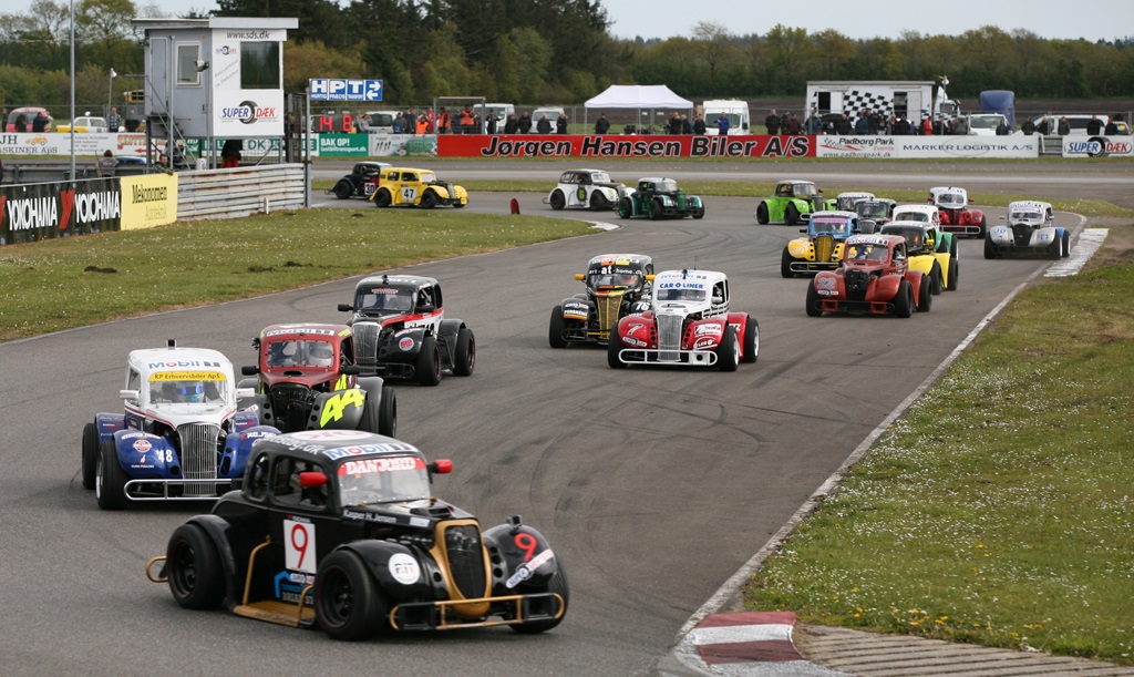 De mange Legend racere giver en masse fine race oplevelser.
(Foto: Motorsporten.dk)